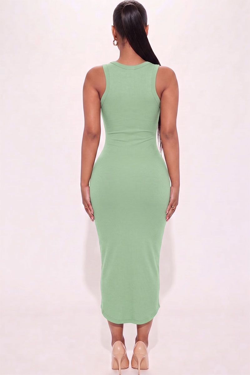 Vestido midi sin mangas con cuello dividido
