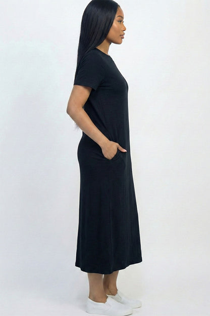 Vestido camiseta con bolsillo lateral