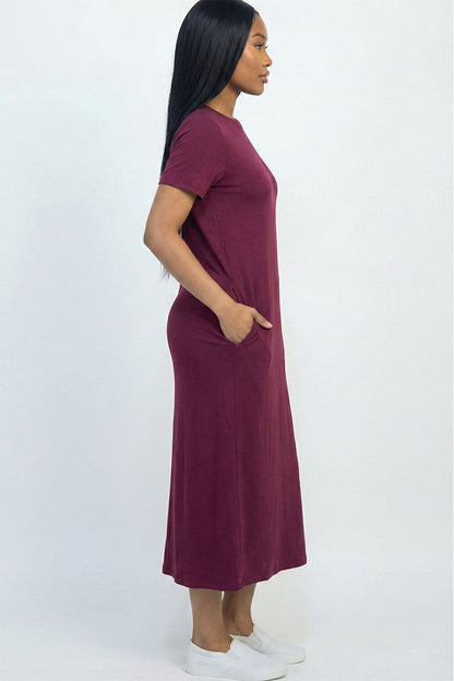 Vestido camiseta con bolsillo lateral