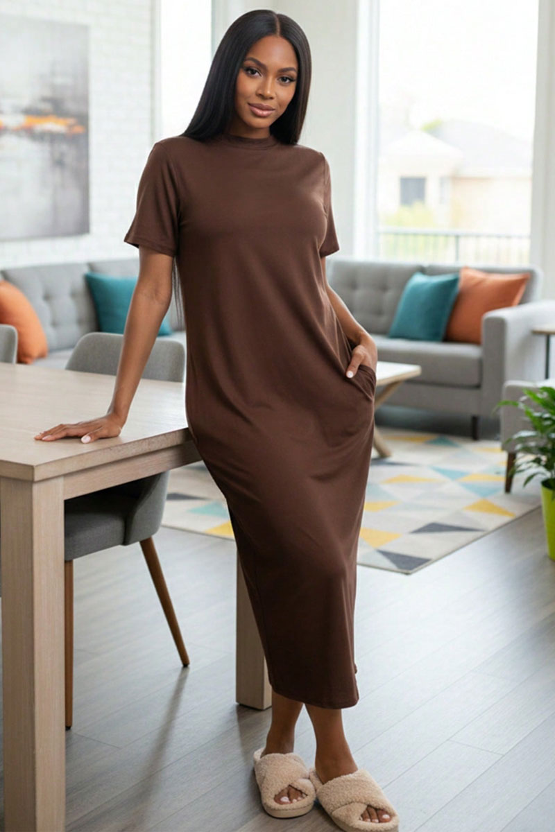 Vestido camiseta con bolsillo lateral