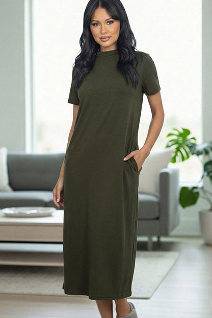 Vestido camiseta con bolsillo lateral