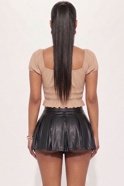 Top liso de punto acanalado con mangas abullonadas fruncidas informales