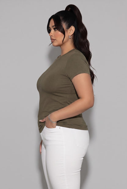 Fine-Gauge Knit Short Sleeve Crew Neck Fitted Tee