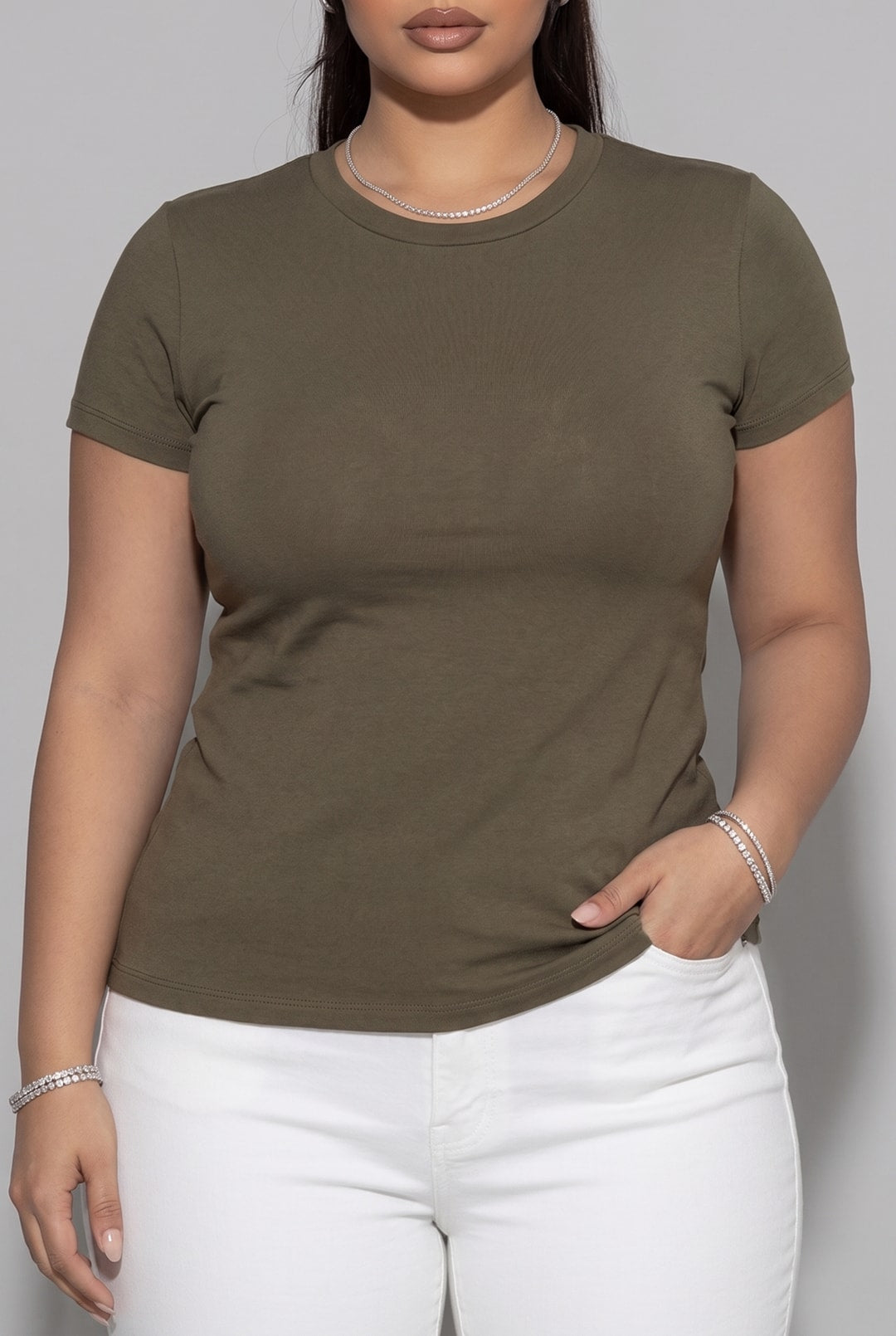Fine-Gauge Knit Short Sleeve Crew Neck Fitted Tee