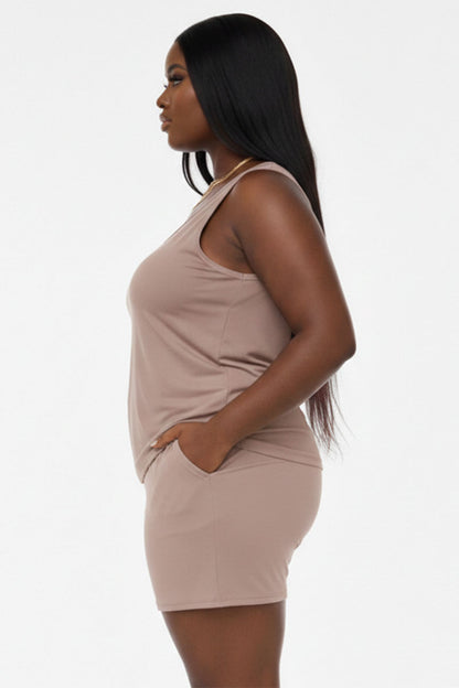 Conjunto cómodo de camiseta sin mangas y pantalones cortos Plus