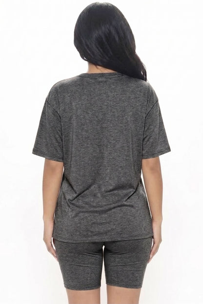 Conjunto de top holgado y shorts de ciclista