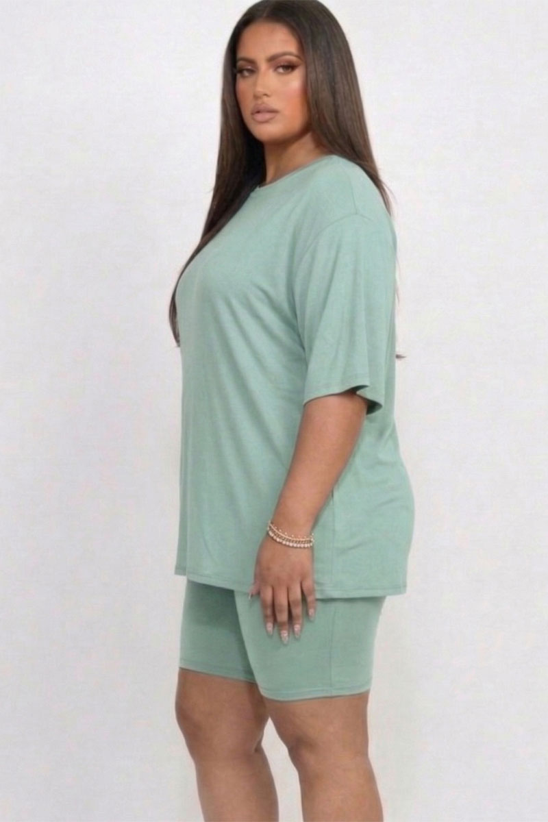 Conjunto de top holgado y shorts biker de talla grande